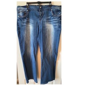 Wallflower Bootcut Jeans  Size 24W